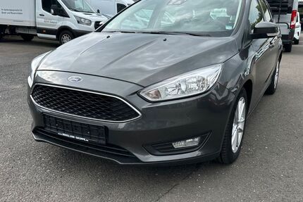 Ford Focus 102.010 km 9.490 &euro; Remscheid 42857
