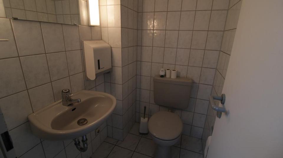 Gewerbeobjekt Dortmund Brackel - 1.260&euro; | Angebot:19451246