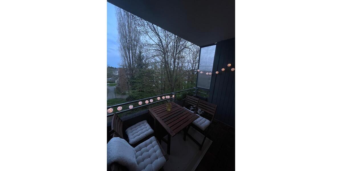 Etagenwohnung Lünen Brambauer - 3 Zimmer, 80 m&sup2;, 880&euro; | Angebot:26644876