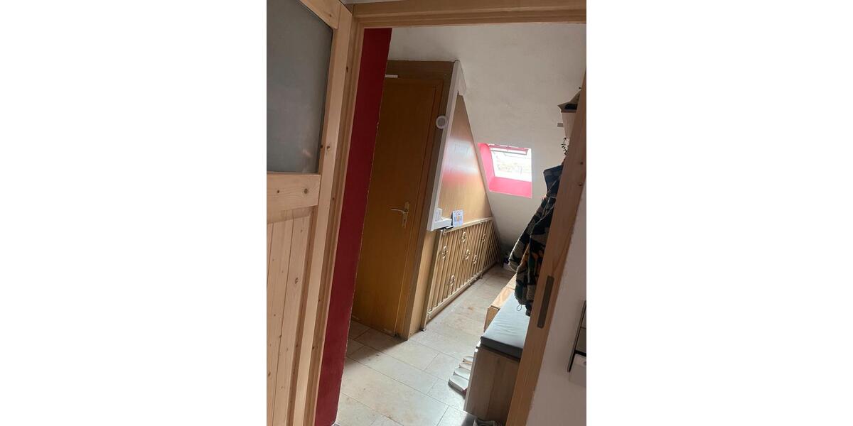 Dachgeschoßwohnung Altena - 3 Zimmer, 66 m&sup2;, 700&euro; | Angebot:26646042