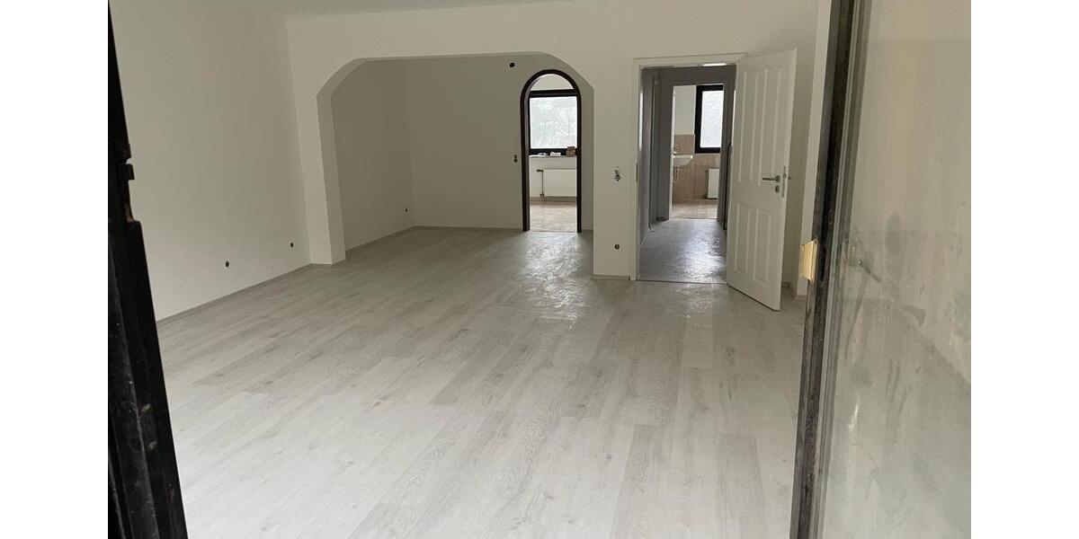 Reihenhaus Wuppertal Gemarkung Elberfeld - 5 Zimmer, 165 m&sup2;, 1.800&euro; | Angebot:25975942