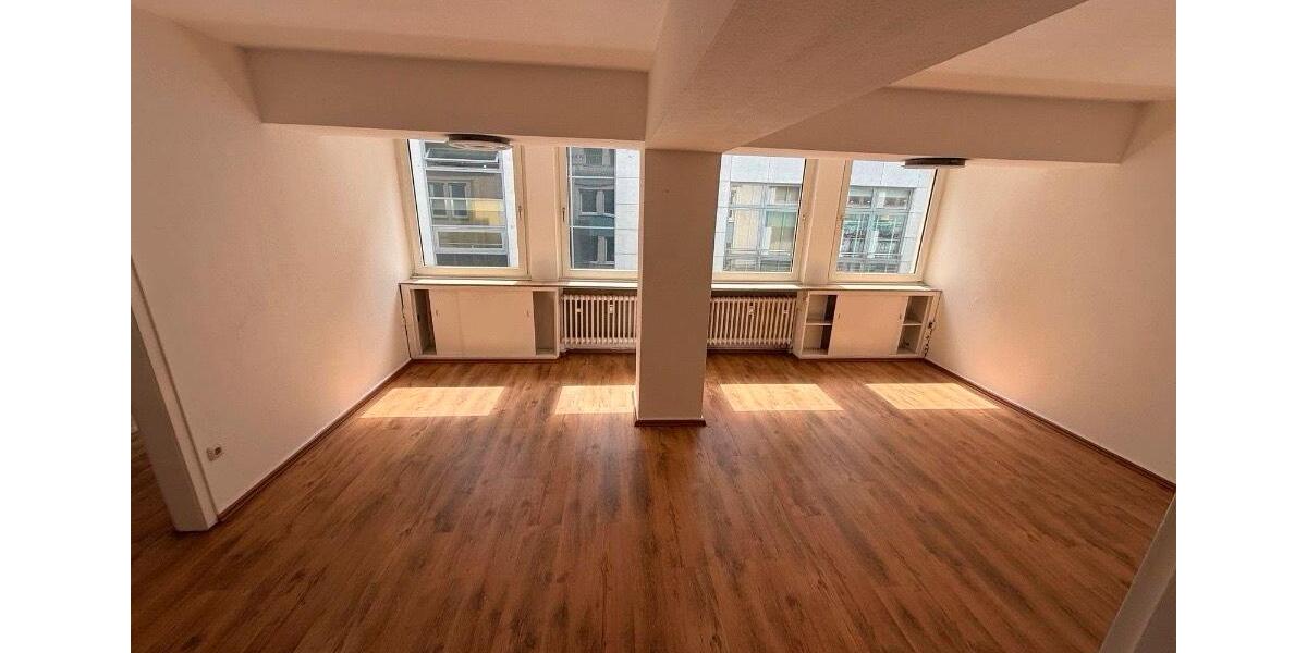 Etagenwohnung Wuppertal Elberfeld - 3 Zimmer, 75 m&sup2;, 715&euro; | Angebot:27626962