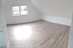 Dachgeschoßwohnung Castrop-Rauxel Bladenhorst - 3 Zimmer, 60 m&sup2;, 480&euro; | Angebot:27567742