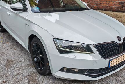 Skoda Superb 144.000 km 16.700 &euro; Hagen 58093