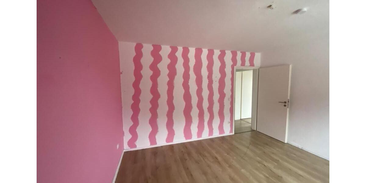 Etagenwohnung Lünen - 3 Zimmer, 80 m&sup2;, 600&euro; | Angebot:27602073