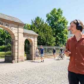 AudaTours Wuppertal Audio-Tour: Cronenberger Chroniken – Industrie, Glaube und Erbe 30.05.2026 Cronenberg Protestant Cemetery