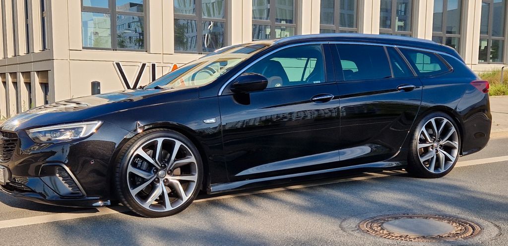 Opel Insignia 109.000 km 18.600 &euro; Bochum 44791