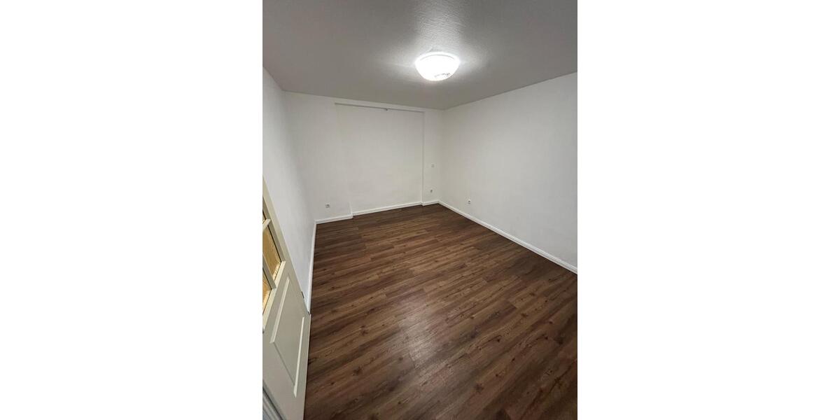 Erdgeschoßwohnung Wuppertal Gemarkung Elberfeld - 2 Zimmer, 70 m&sup2;, 670&euro; | Angebot:26662679
