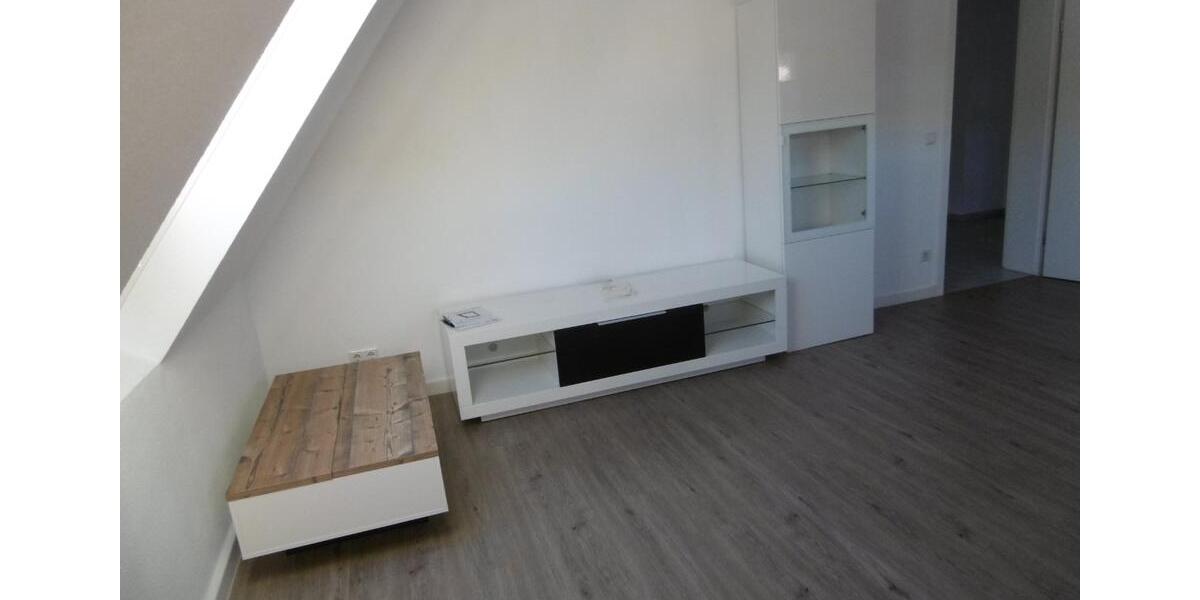 Dachgeschoßwohnung Iserlohn Letmathe - 3 Zimmer, 58 m&sup2;, 432&euro; | Angebot:25654703