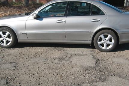 Mercedes-Benz E 280 268.000 km 3.999 &euro; Schwerte 58239