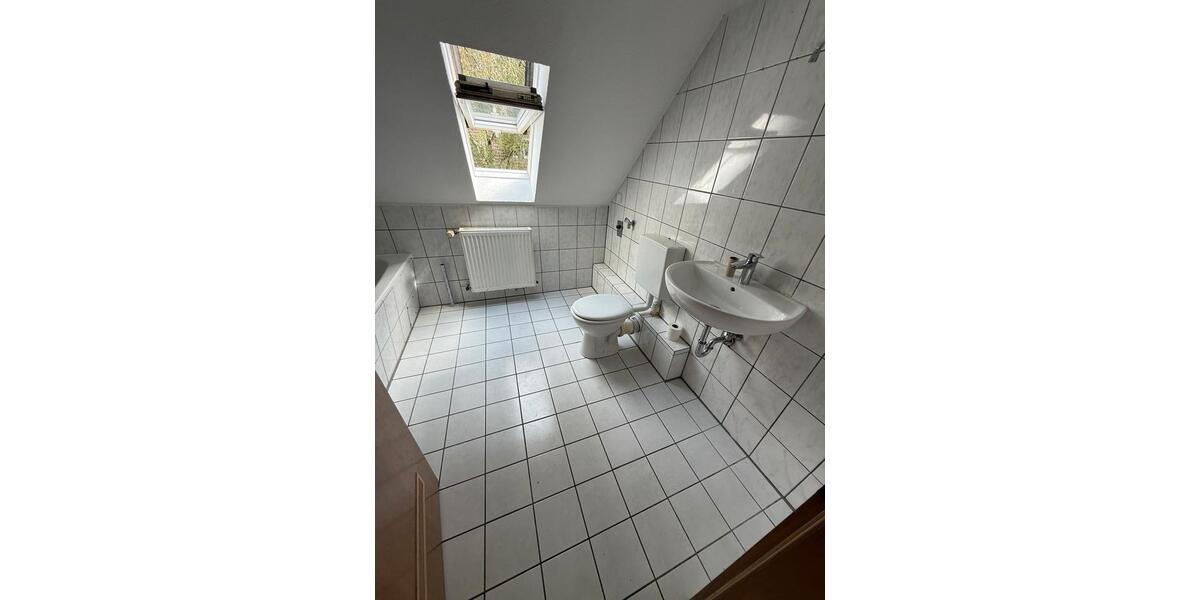Dachgeschoßwohnung Herne Wanne - 1.5 Zimmer, 51 m&sup2;, 450&euro; | Angebot:27632239