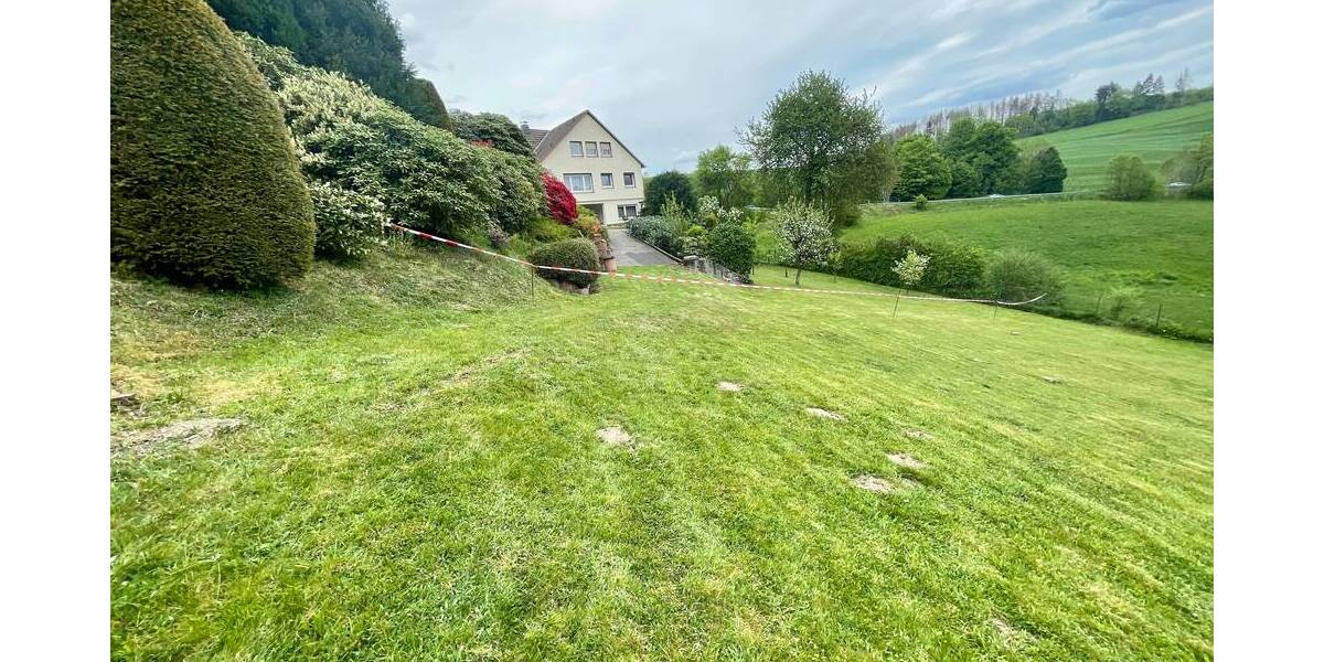 Grundstück Neuenrade - 100.000&euro; | Angebot:25703422