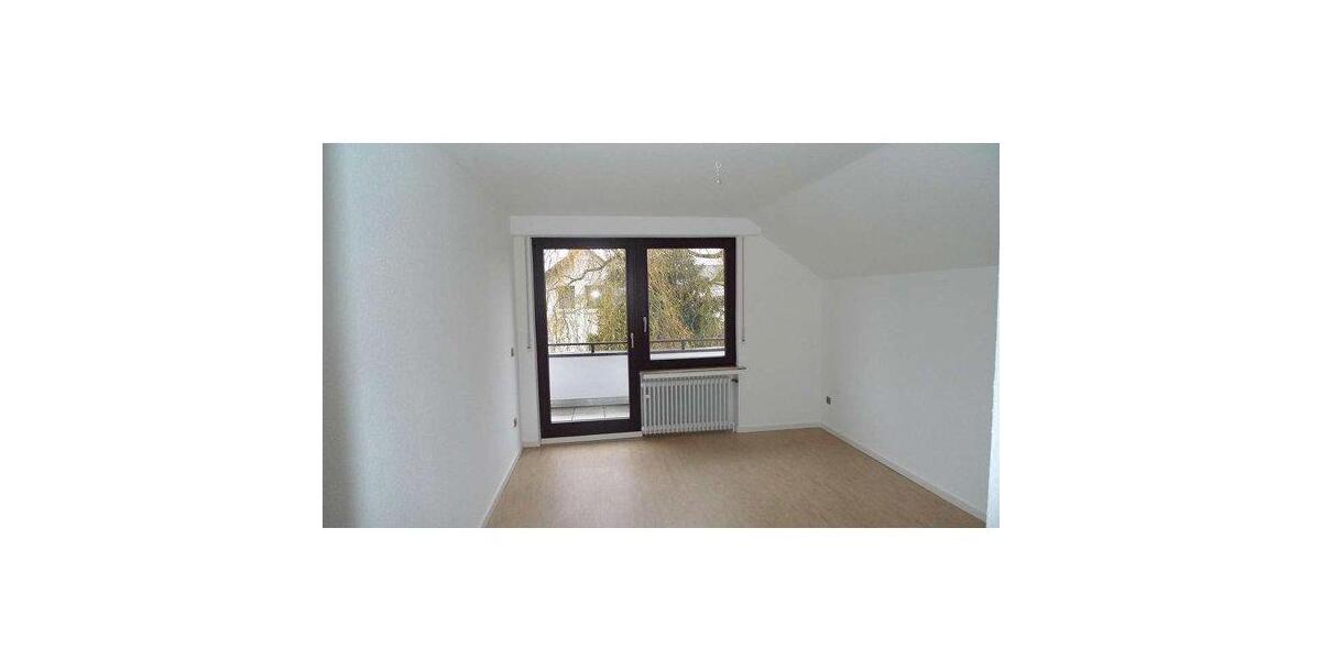 Dachgeschoßwohnung Radevormwald - 2 Zimmer, 65 m&sup2;, 475&euro; | Angebot:26586795