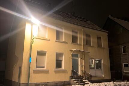 Haus Kierspe - 9 Zimmer, 300 m&sup2;, 298.000&euro; | Angebot:26509004