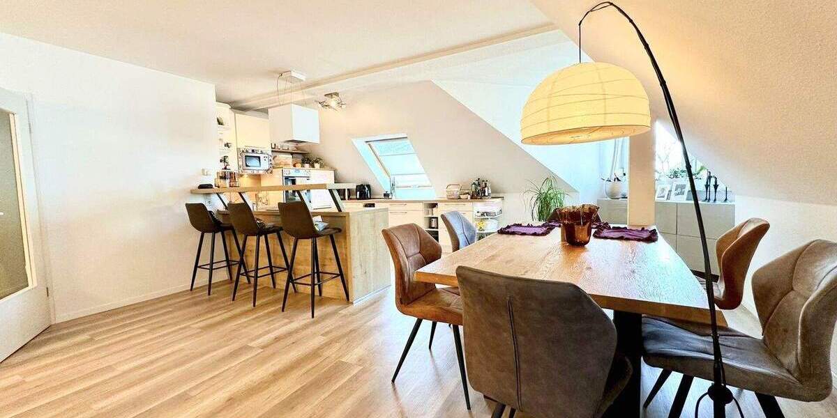 Etagenwohnung Velbert Mitte - 3 Zimmer, 131 m&sup2;, 359.000&euro; | Angebot:25689209