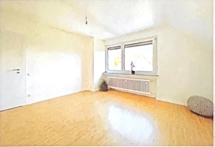 Etagenwohnung Witten Annen - 3 Zimmer, 74 m&sup2;, 814&euro; | Angebot:26697843
