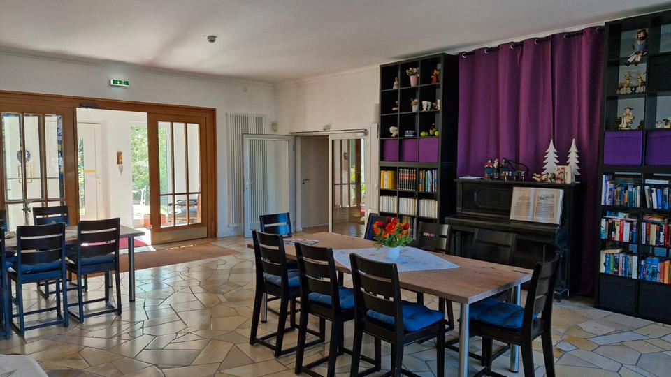 Etagenwohnung Fröndenberg (Ruhr) - 2 Zimmer, 71 m&sup2;, 960&euro; | Angebot:26635303