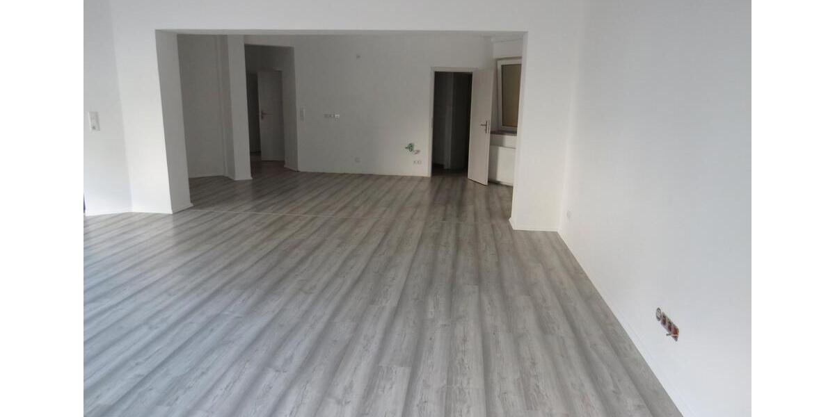 Etagenwohnung Iserlohn Grüne - 2 Zimmer, 95 m&sup2;, 700&euro; | Angebot:27586215