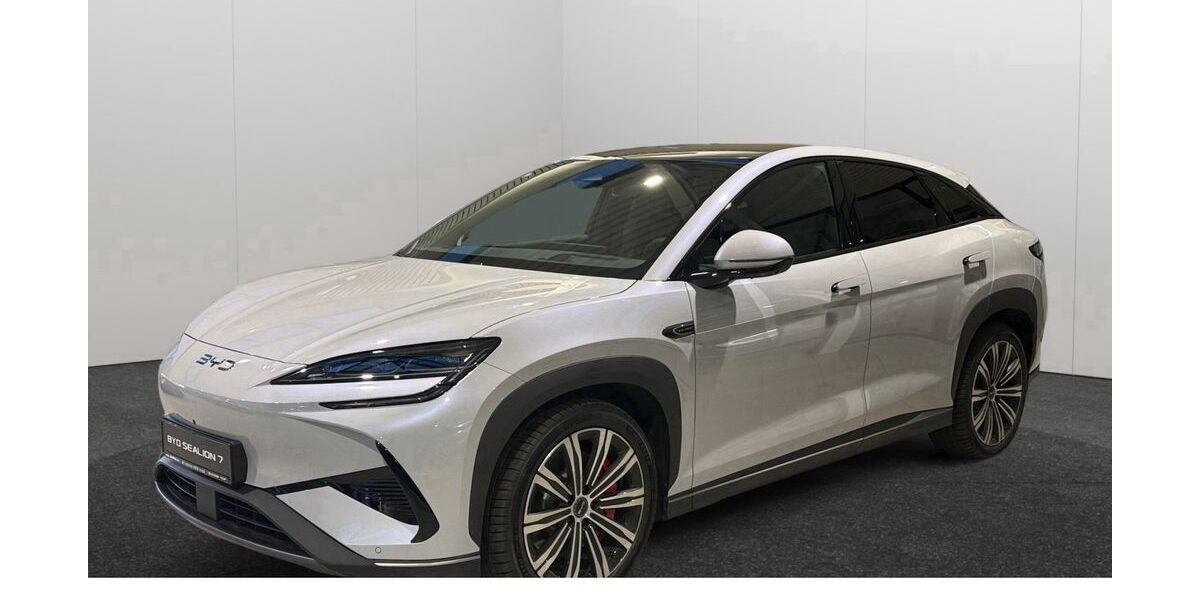 BYD SEALION 7 9.000 km 47.960 &euro; Castrop-Rauxel 44575