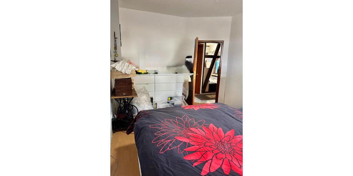 Erdgeschoßwohnung Lüdenscheid Staberg - 4 Zimmer, 90 m&sup2;, 719&euro; | Angebot:25613654
