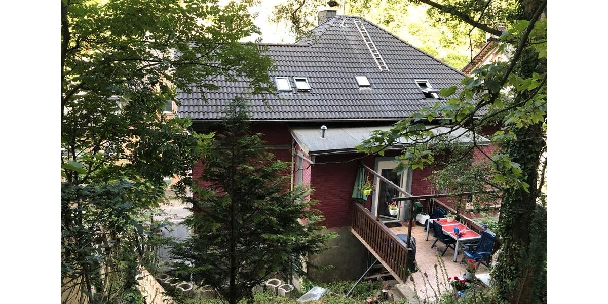Einfamilienhaus Altena - 10 Zimmer, 272 m&sup2;, 349.000&euro; | Angebot:23673792