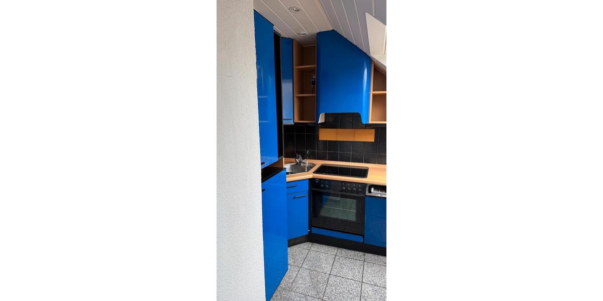 Dachgeschoßwohnung Lüdenscheid - 3 Zimmer, 105 m&sup2;, 695&euro; | Angebot:25978313