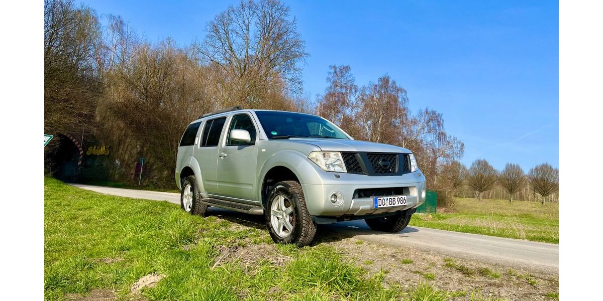 Nissan Pathfinder 344.000 km 6.700 &euro; Dortmund 44359