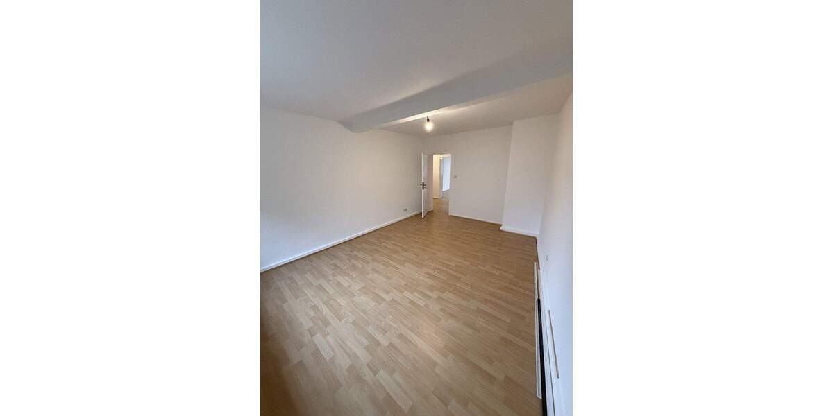 Etagenwohnung Wuppertal Elberfeld - 2 Zimmer, 62 m&sup2;, 495&euro; | Angebot:25784560