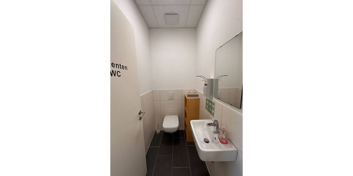 Gewerbeobjekt Holzwickede - 5 Zimmer, 150 m&sup2;, 1.500&euro; | Angebot:26361240