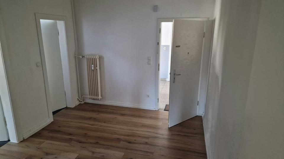 Dachgeschoßwohnung Iserlohn Grüne - 2 Zimmer, 65 m&sup2;, 480&euro; | Angebot:27587163