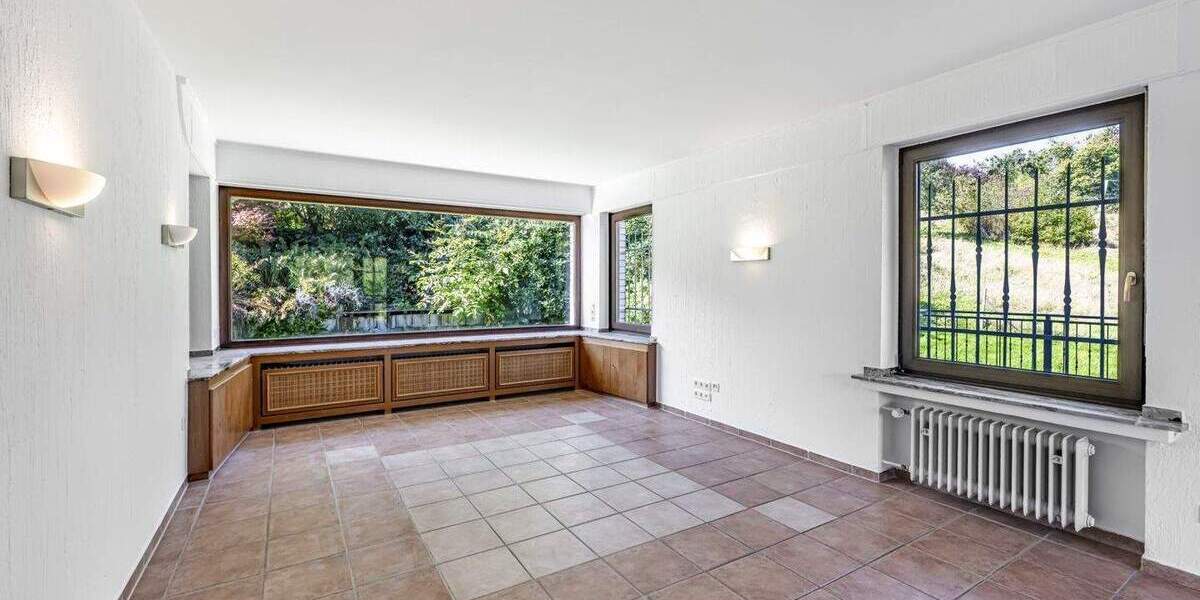 Einfamilienhaus Remscheid Lüttringhausen - 7 Zimmer, 230 m&sup2;, 576.000&euro; | Angebot:25862313
