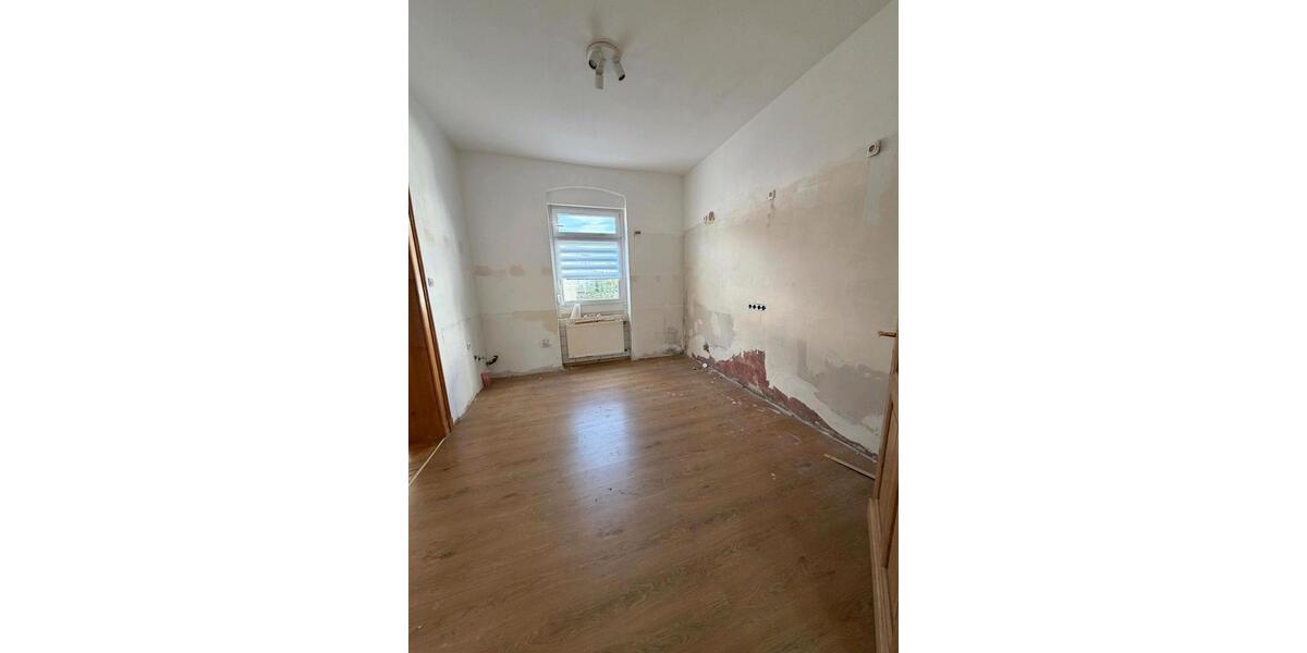 Etagenwohnung Iserlohn - 4 Zimmer, 87 m&sup2;, 680&euro; | Angebot:27579967