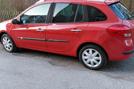 Renault Clio 183.000 km 2.400 &euro; Hagen 58099