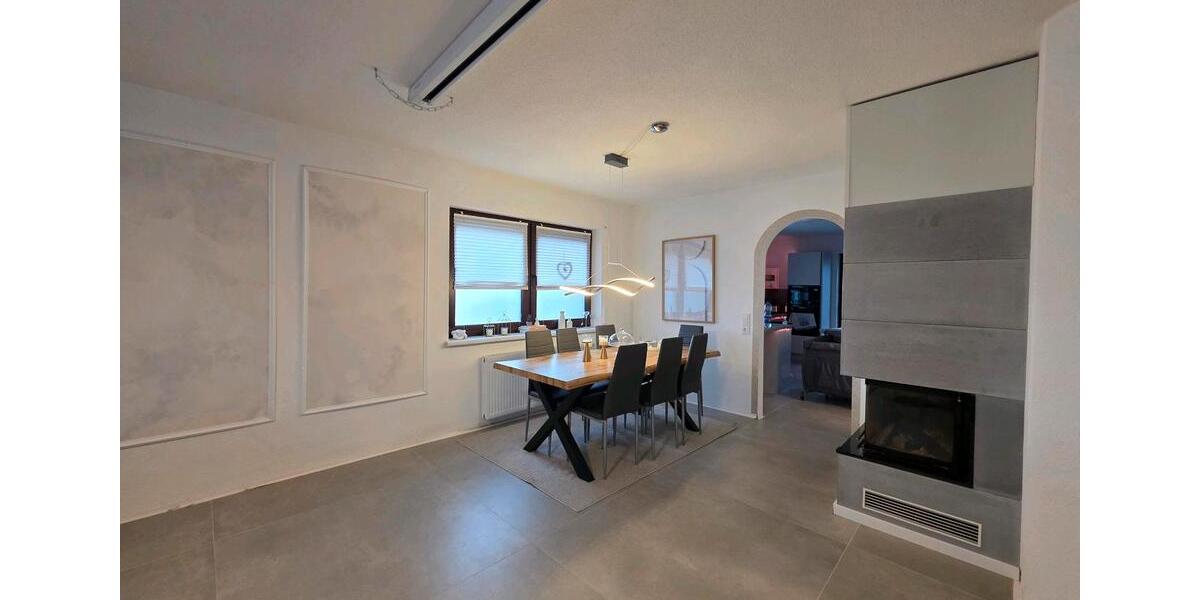 Einfamilienhaus Kierspe - 9 Zimmer, 215 m&sup2;, 529.000&euro; | Angebot:27075117