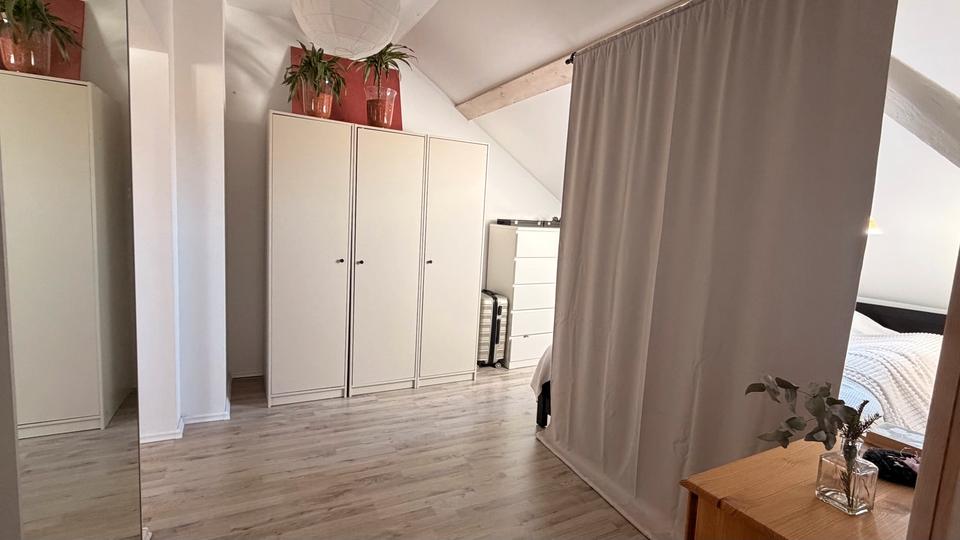 Dachgeschoßwohnung Iserlohn - 2 Zimmer, 50 m&sup2;, 620&euro; | Angebot:25853039