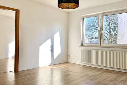 Wohnung Wuppertal Ostersbaum - 2 Zimmer, 57 m&sup2;, 500&euro; | Angebot:25979354