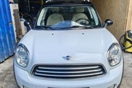 Mini Countryman D (Cooper) 173.000 km 8.500 &euro; Dortmund 44147