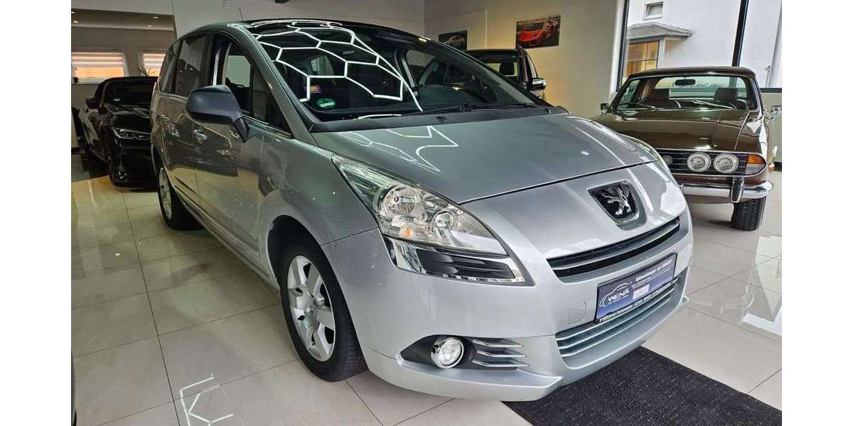 Peugeot 5008 195.086 km 2.499 &euro; Altena 58762