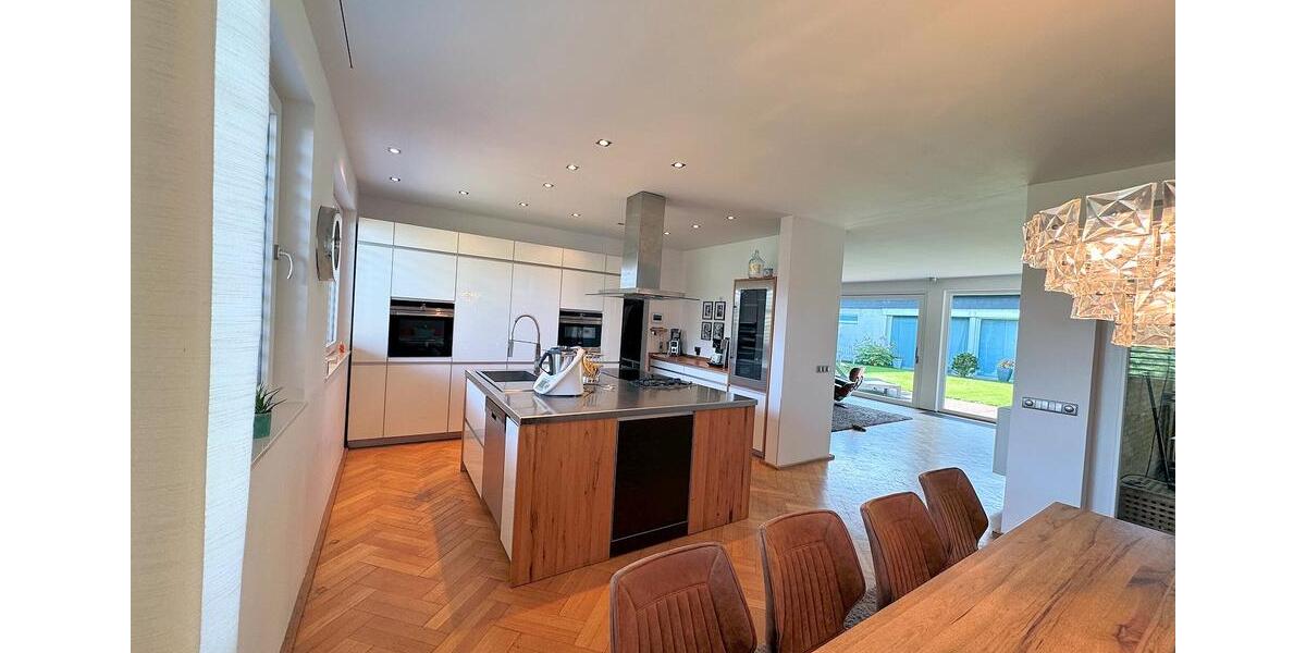 Einfamilienhaus Holzwickede - 9 Zimmer, 279 m&sup2;, 780.000&euro; | Angebot:27534094