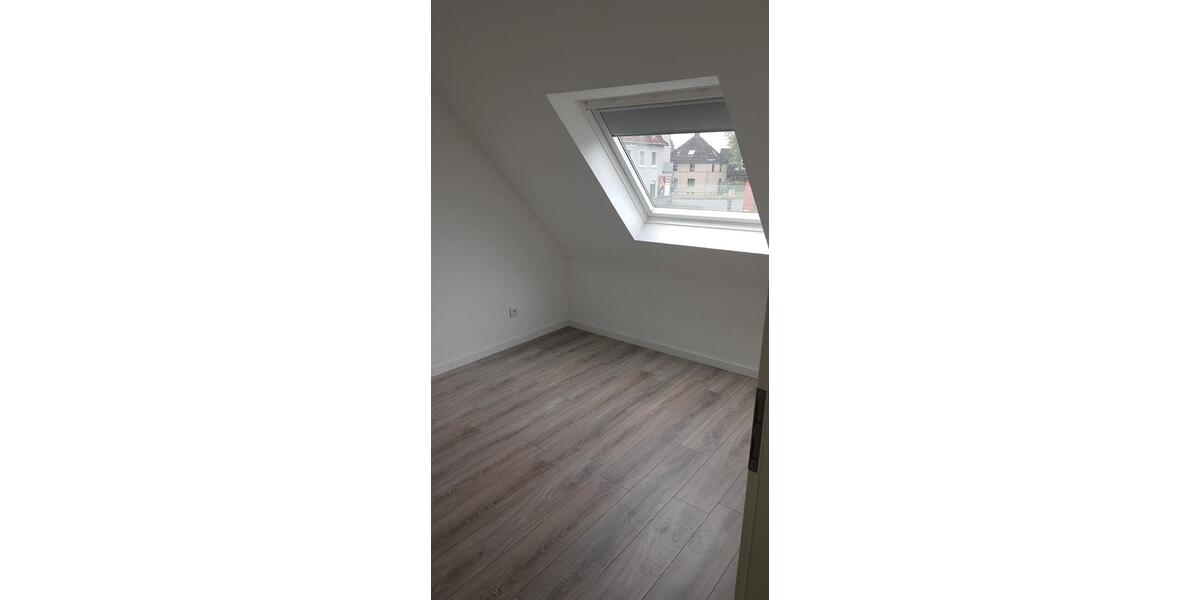 Dachgeschoßwohnung Castrop-Rauxel Bladenhorst - 3 Zimmer, 60 m&sup2;, 480&euro; | Angebot:27567742