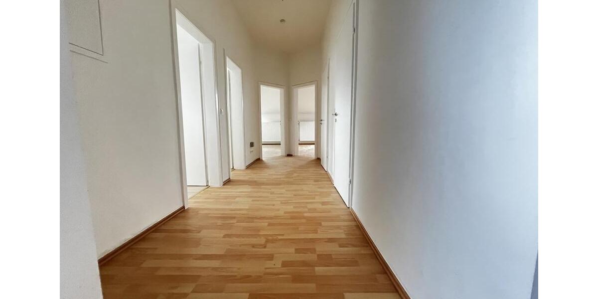 Dachgeschoßwohnung Lüdenscheid Othlinghausen - 4 Zimmer, 100 m&sup2;, 690&euro; | Angebot:24791701
