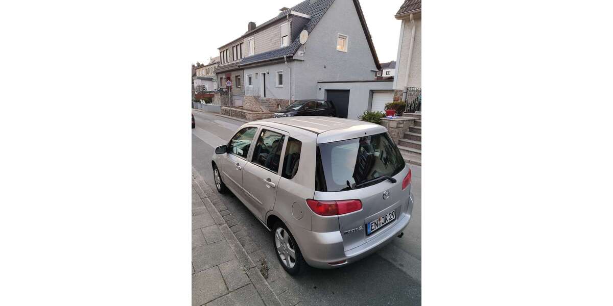 Mazda 2 144.000 km 1.300 &euro; Hattingen 45527