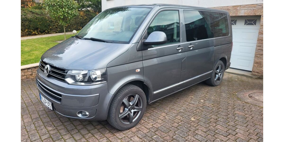 VW T5 Multivan 157.600 km 21.900 &euro; Neuenrade 58809