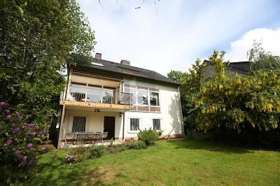 ALLEINSTEHENDER WOHNTRAUM MIT BLICK INS GRÜNE - Haus Dortmund Hörde | Angebot:27020068