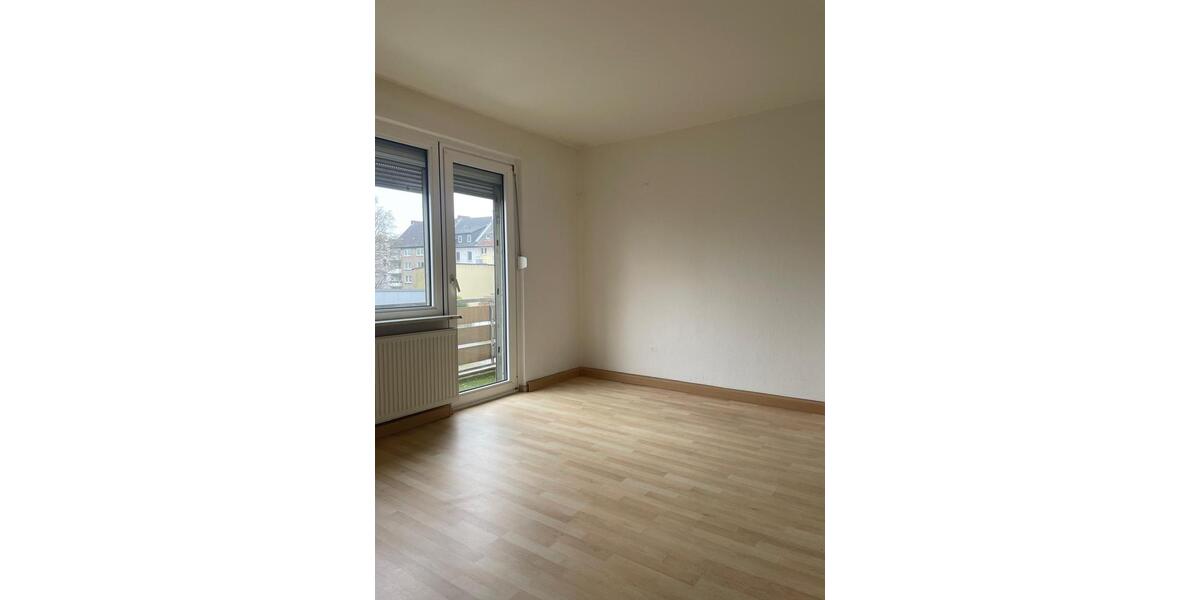 Etagenwohnung Bochum Bochum-Mitte - 3.5 Zimmer, 80 m&sup2;, 695&euro; | Angebot:26005008