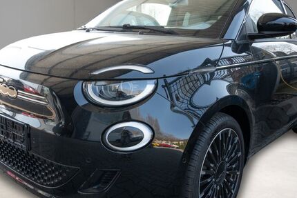 Fiat 500 6.943 km 22.890 &euro; Herne 44625