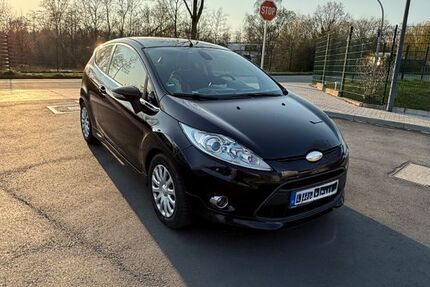 Ford Fiesta 128.000 km 3.100 &euro; Castrop 44577