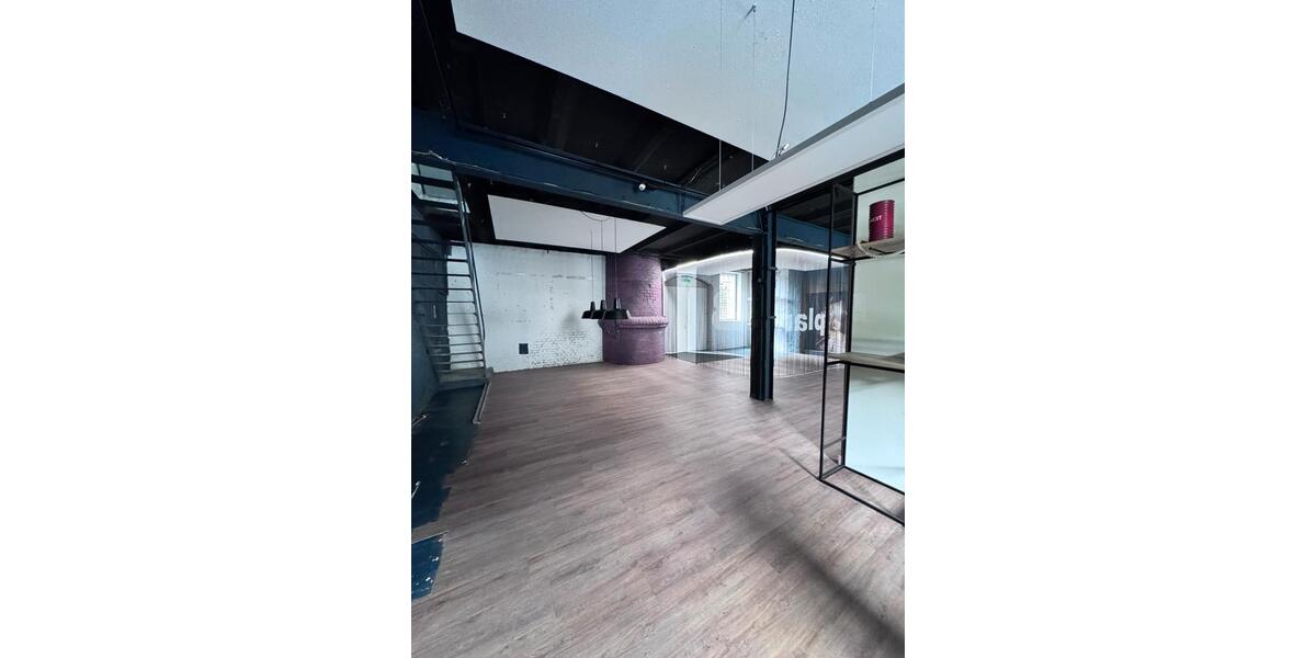 Loft - Studio - Atelier Menden (Sauerland) - 3 Zimmer, 241 m&sup2;, 1.800&euro; | Angebot:24930538