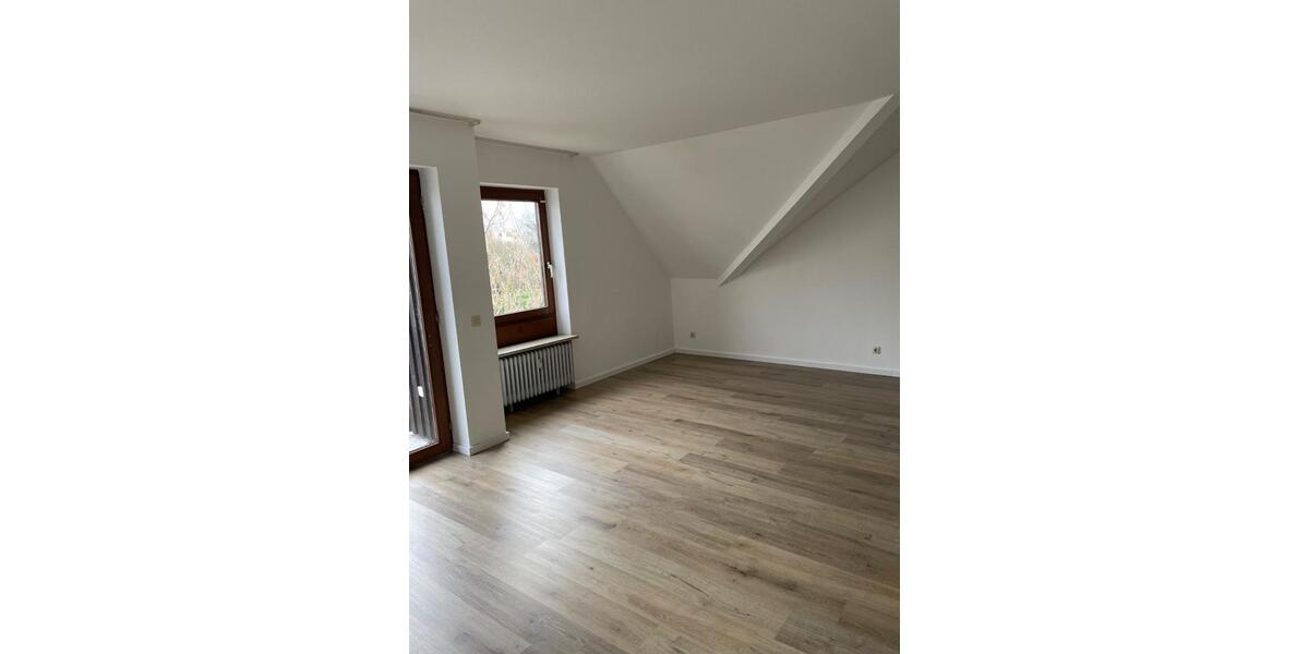 Dachgeschoßwohnung Dortmund Brackel - 1.5 Zimmer, 56 m&sup2;, 560&euro; | Angebot:24862652