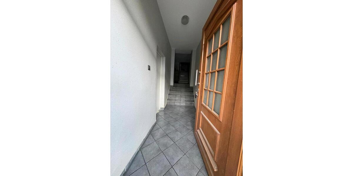 Mehrfamilienhaus, Wohnhaus Altena - 9 Zimmer, 180 m&sup2;, 1.440&euro; | Angebot:27614920